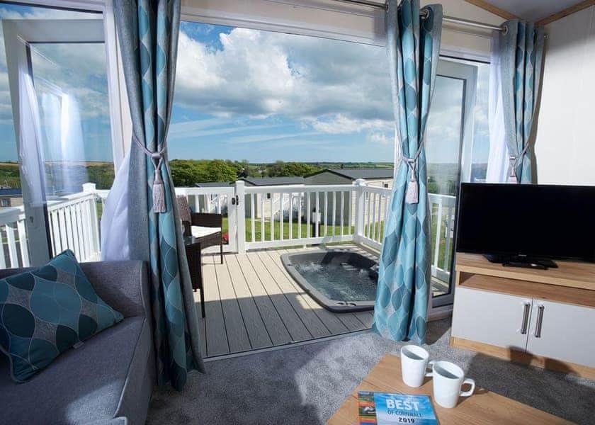 Our Goldfinch 1- Sleeps 2 Persons- Private Hot Tub-Pet Friendly-Tranquil Holiday Away From It All Yet Not Far From St Austell- The Holiday Home Has One Bedroom, Living And Dining Area, Equipped Kitchen-Decking-Outdoor Furniture-Fishing Lakes And More Grampound Eksteriør billede